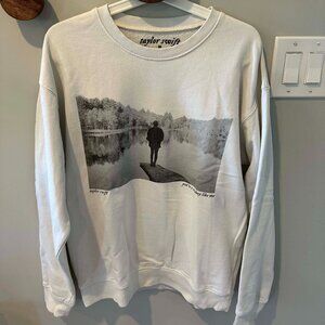 Taylor Swift - Cowboy Like Me Sweatshirt